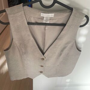 NWOT HOUSE OF HARLOW VEST